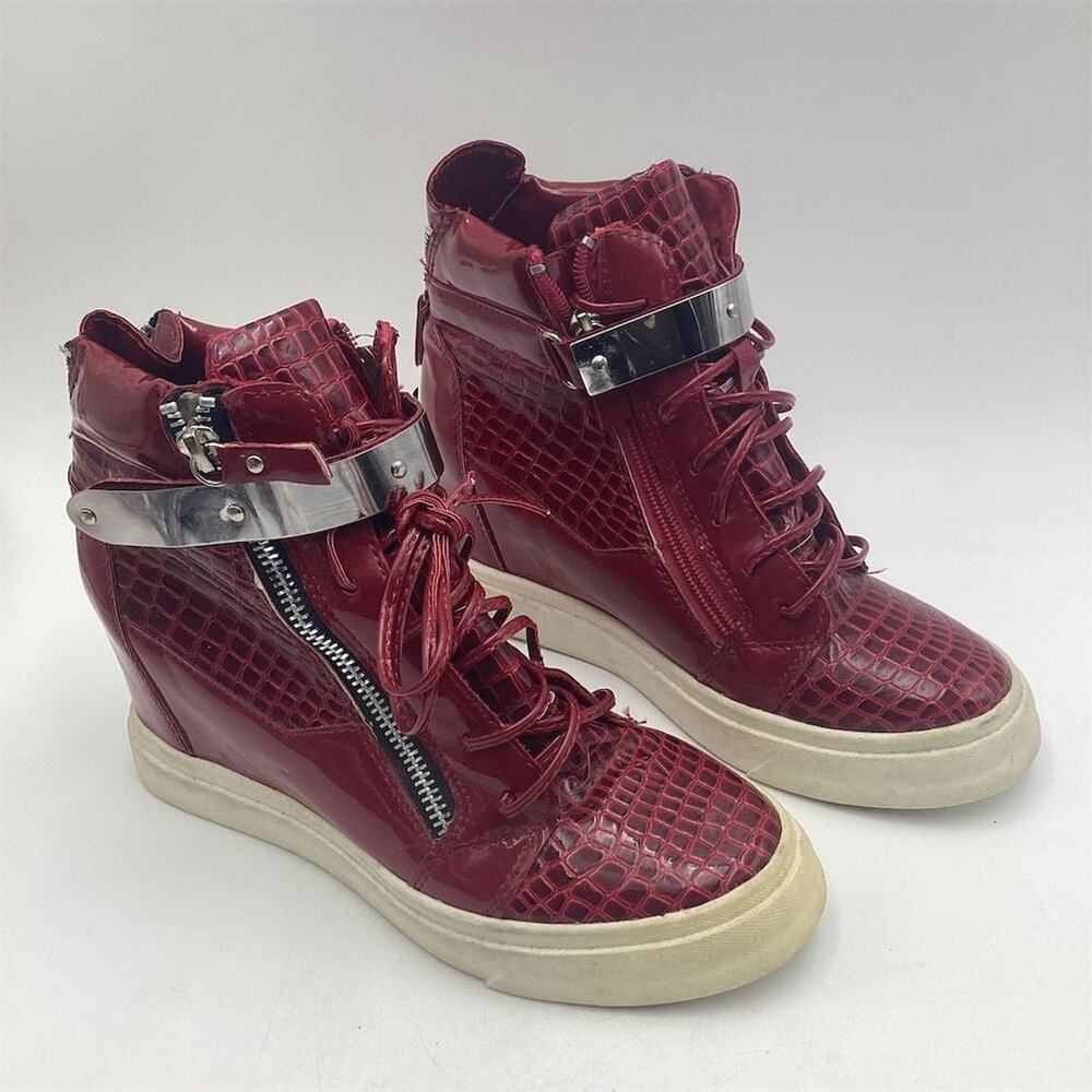 Chasse Unisex Red High-Top Sneakers Croc-Embossed‎ Size 7